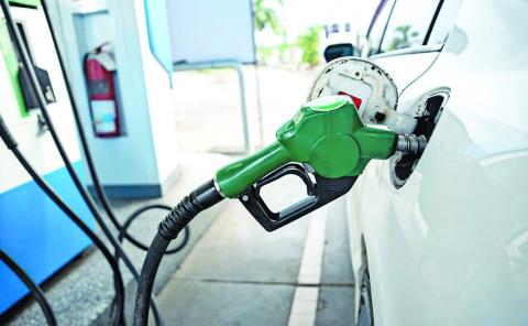 Bajó la gasolina