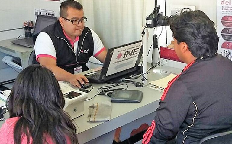 Jóvenes, los que menos tramitan su credencial 