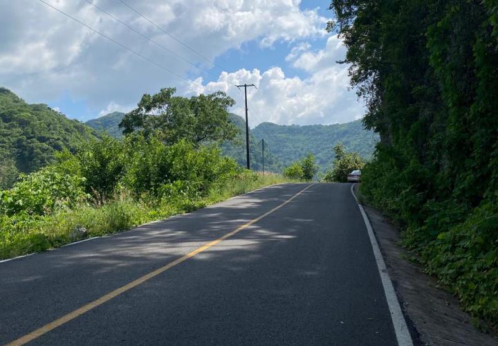 Reconocen camino a Zacayo como el mejor de Matlapa