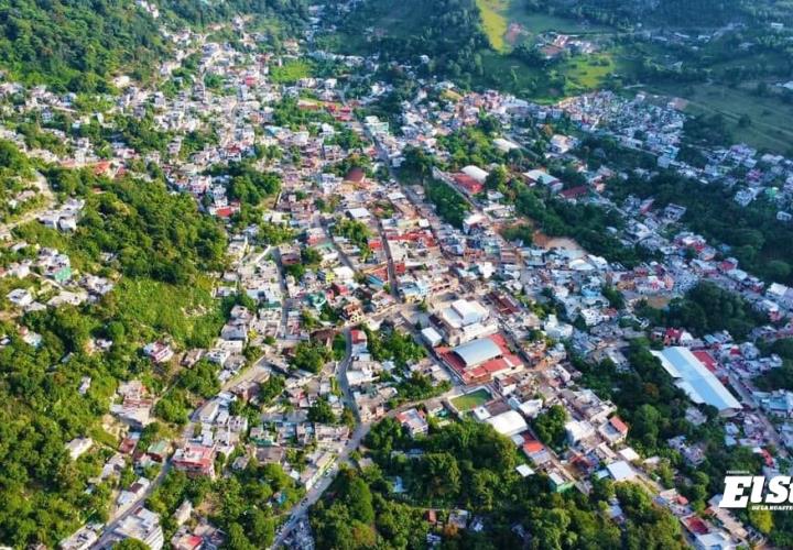 Tres días sin luz colapsan Chapulhuacán