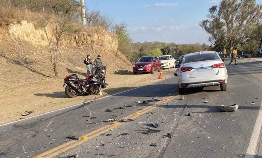 Motociclistas son  peligro en rúa 70
