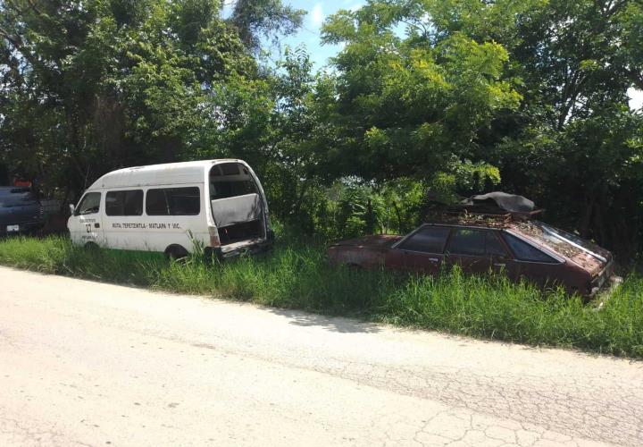 Vehículos abandonados son un riesgo sanitario