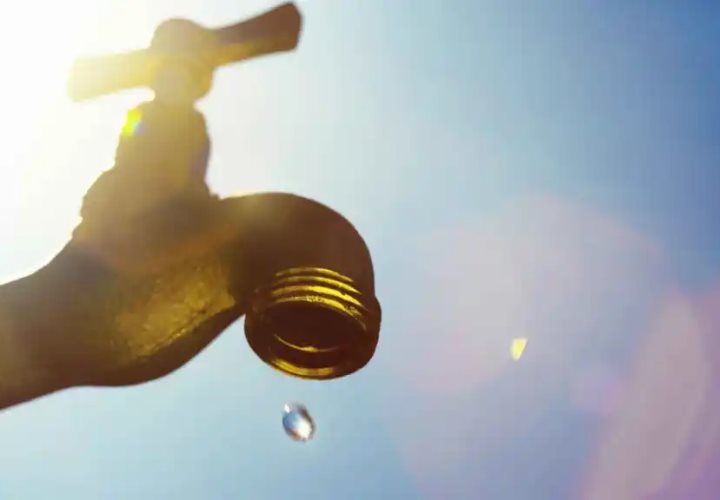 Se agrava desabasto de agua en la cabecera municipal