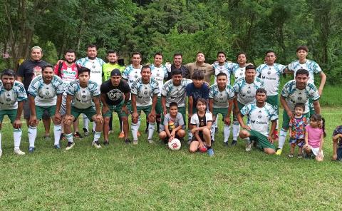 Estrellas de Tamarindos revientan 6-2 a Mecatlán
