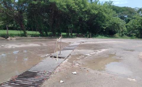 Fracasa reparación de alcantarillas en Tampacán
