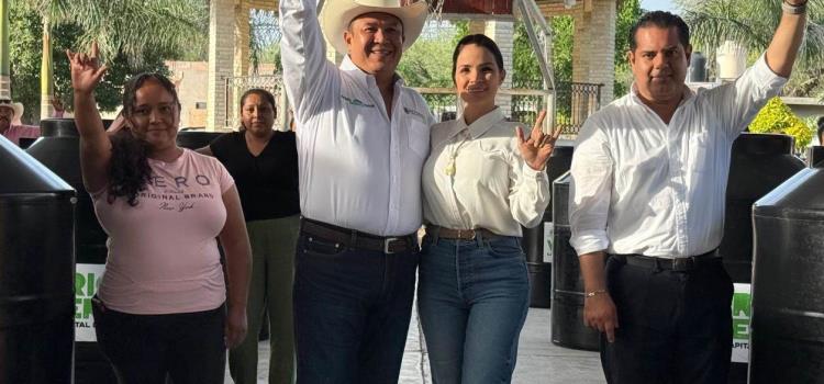 Más tinacos entregó AUR Más tinacos entregó AUR