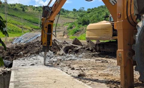 Un hecho la demolición de puente en Loma Bonita