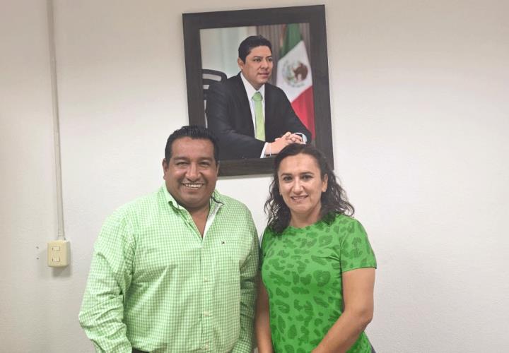 Se reúne alcalde con SEDUVOP para dar seguimiento a proyectos 