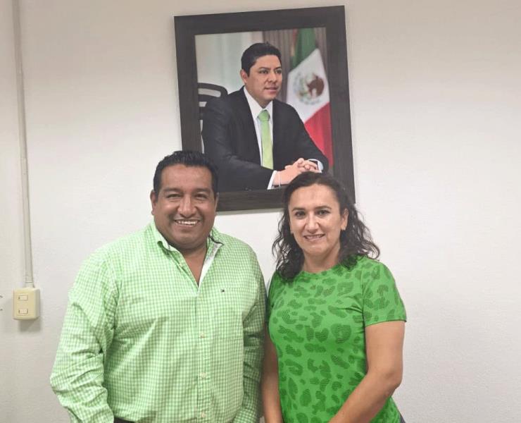 Se reúne alcalde con SEDUVOP para dar seguimiento a proyectos 

