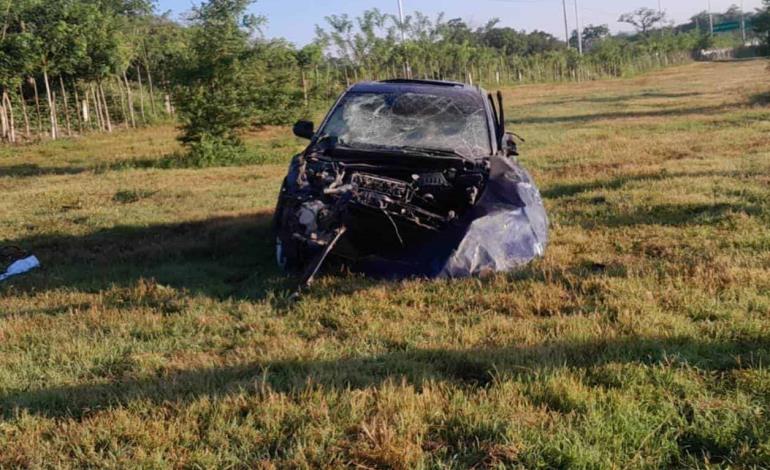 MENOR MUERTO EN VOLCADURA  