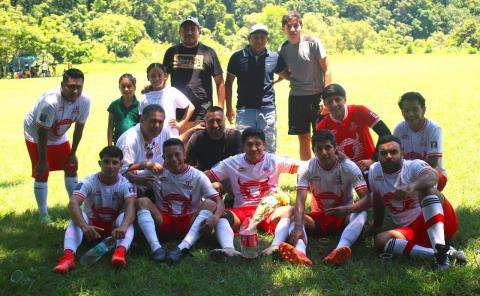 Plazoleta con 9 jugadores sacó empate a 1 gol a Camino Real
