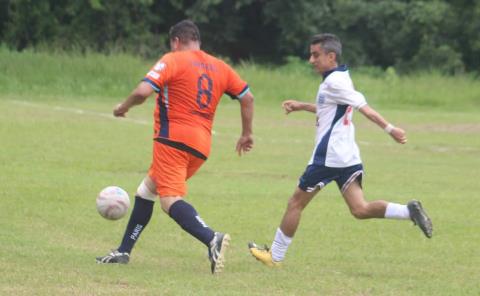 Inicia la fiesta grande en balompié Diamante
