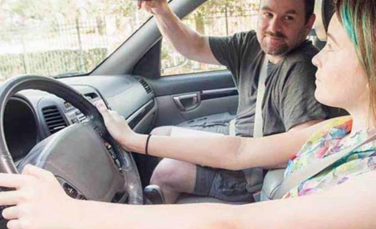 Menores al volante, riesgo a la sociedad