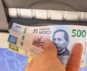 Billetes falsos en los cajeros