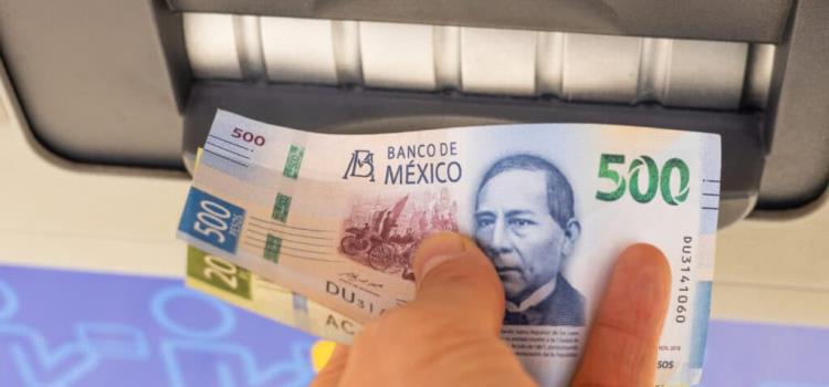 Billetes falsos en los cajeros