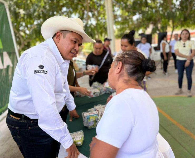 Atención Ciudadana llegó al ejido El Jabalí