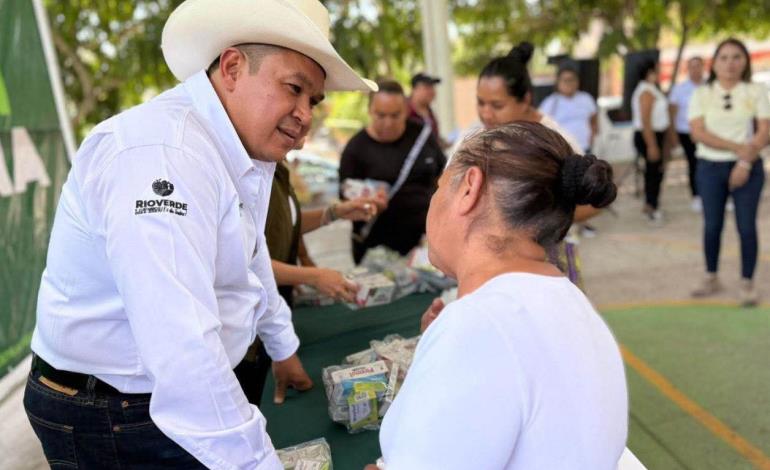 Atención Ciudadana llegó al ejido El Jabalí