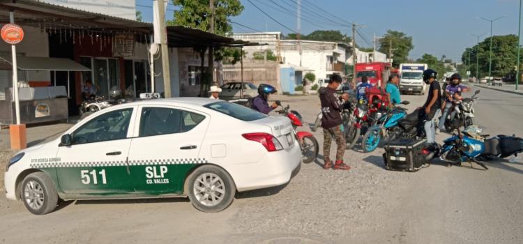 Dos motociclistas resultaron ilesos Dos motociclistas resultaron ilesos