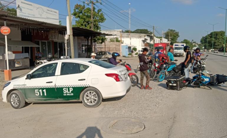 Dos motociclistas resultaron ilesos        