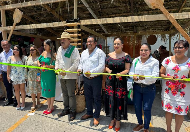 Conmemoró Tamazunchale Día Internacional de los Pueblos Indígenas
