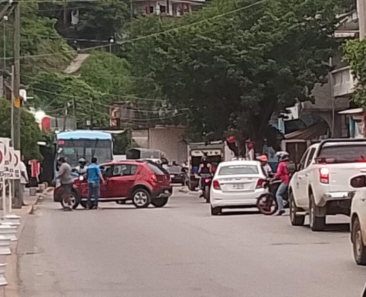 Se accidentó motociclista