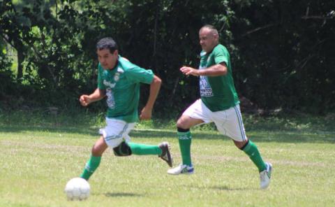 Servicio el Tordo pegó 1ro. a Telesecundaria en diamante
