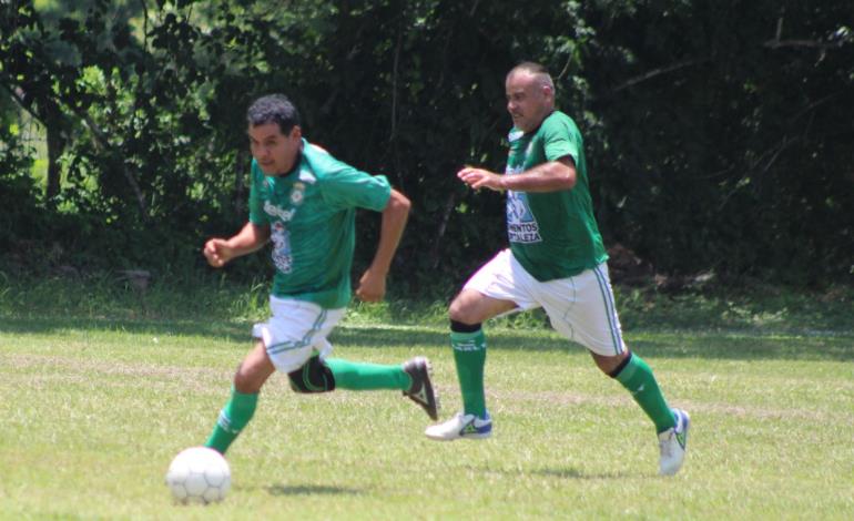 Servicio el Tordo pegó 1ro. a Telesecundaria en diamante