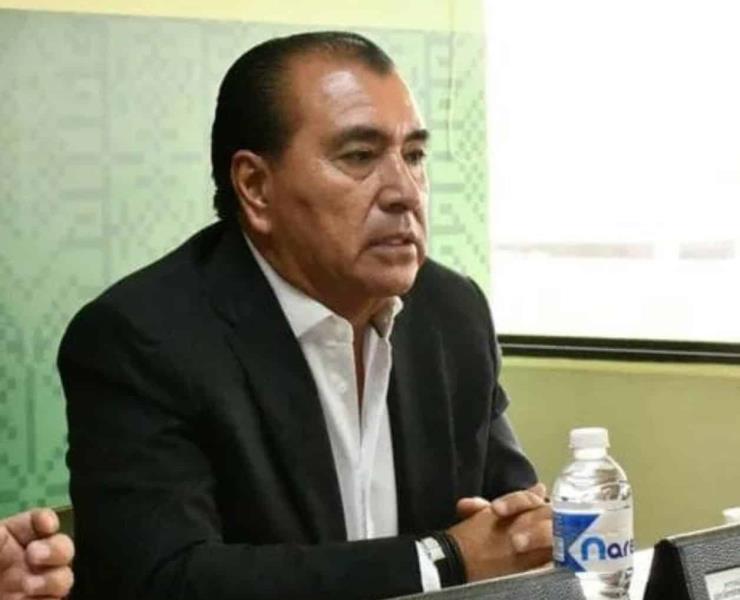 
Atienden quejas  contra maestros 

