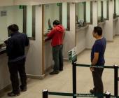 La timaron con  casi $100,000  