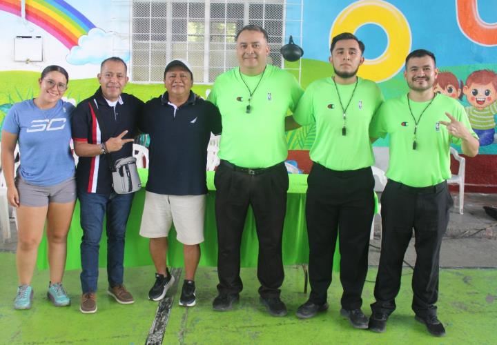 Con la entrega de premios culminó torneo de basquet
