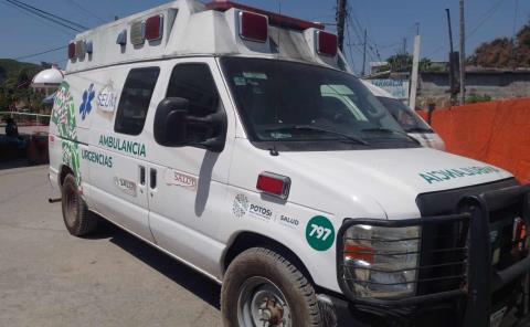 Golpean a sujeto en Tampacán; acusan a policías municipales
