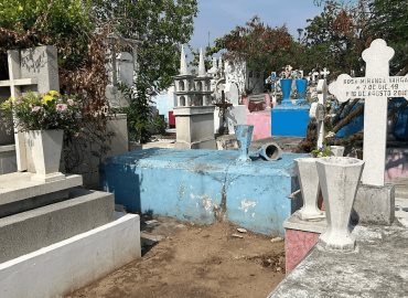 Sin control las inhumaciones en panteón municipal 