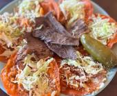 Destacan enchiladas  como rica gastronomía