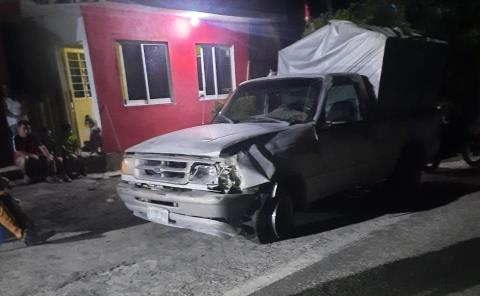 Roca aplastó vehículo en El Platanito