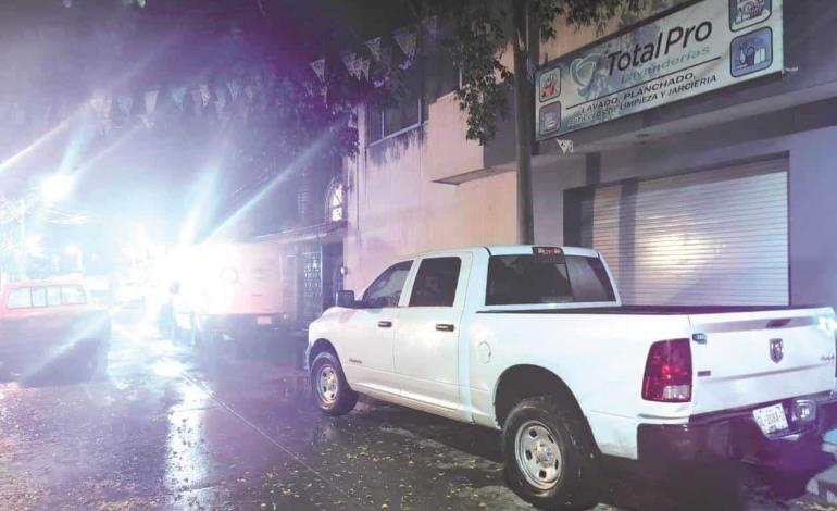 ¡EX POLICÍA SE COLGÓ!