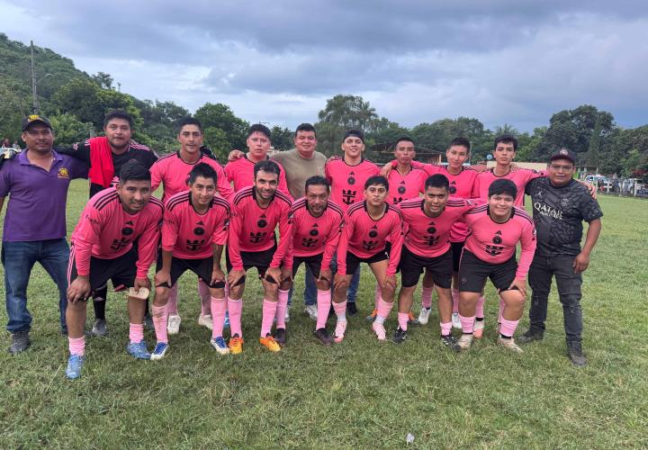 Prófugos del Anexo lograron título de fut 9 en San Martín