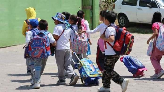 Condicionan  educación de alumnos 
