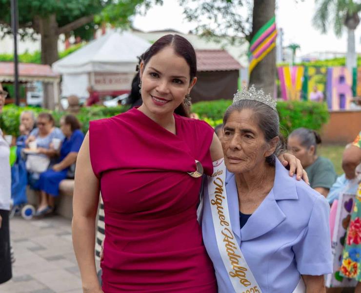 Realizaron convivio a Los Corazones Sabios 
