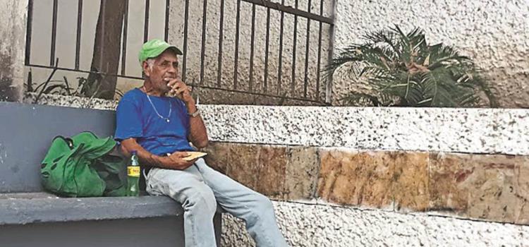 No alcanza ni para comer No alcanza ni para comer