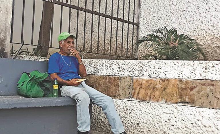 No alcanza ni para comer