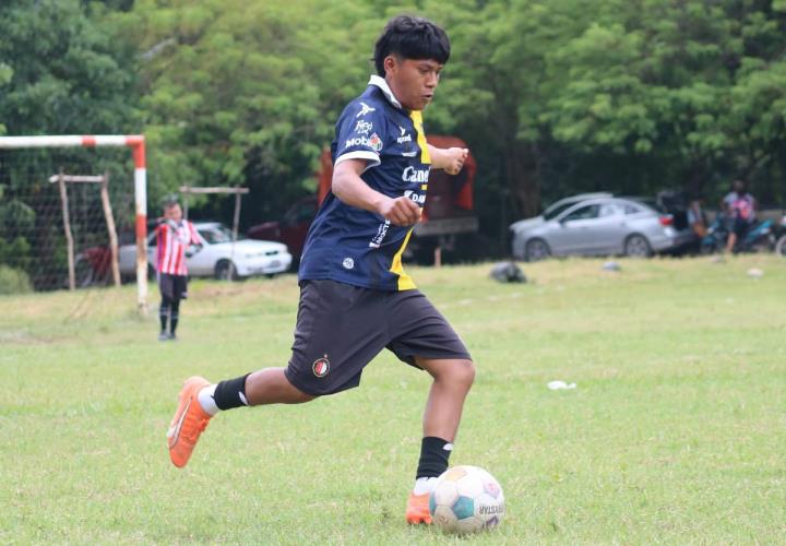 Atlético de San Luis exhibió a la Morelos en 10 minutos metió 4-0