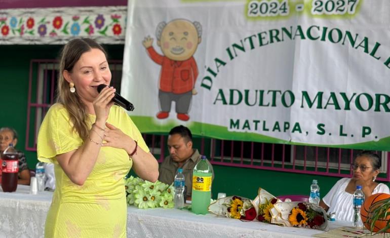Celebran el Día Internacional del Adulto Mayor con reconocimiento a los abuelos