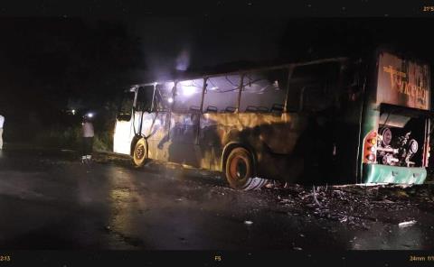 SE INCENDIÓ OTRO AUTOBÚS