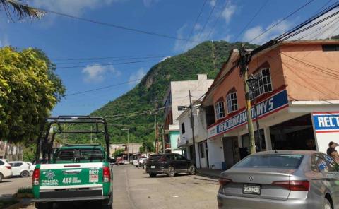 Acechan ladrones tiendas comerciales
