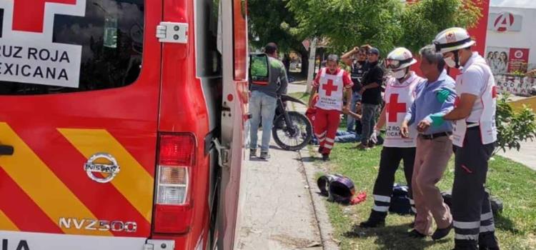 Ciclista atropellado por una motocicleta Ciclista atropellado por una motocicleta
