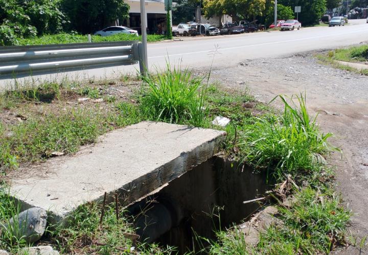 Alcantarillas, un peligro latente en carretera México–Laredo