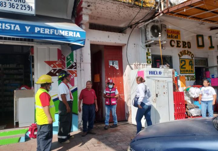 Cortocircuito en bar causa alarma