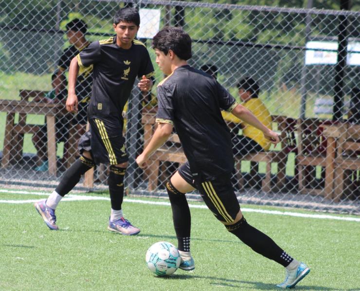 Huastecos FC goleó a Carnicería la UVA 10 a 1 en fut 7 de Trivela
