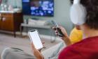 Pasan 14 horas  en celular o TV
