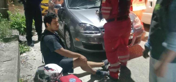 Motociclista chocó contra una patrulla      